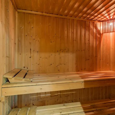 8 Pers Vakantiehuis Met Natuur- Sauna En Bubbelbad Diessen Exterior photo