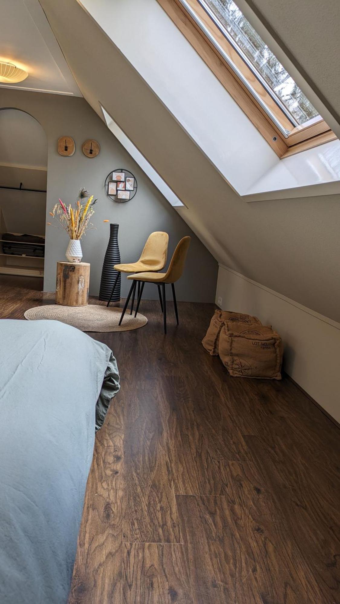 8 Pers Met Natuur- Sauna En Bubbelbad *